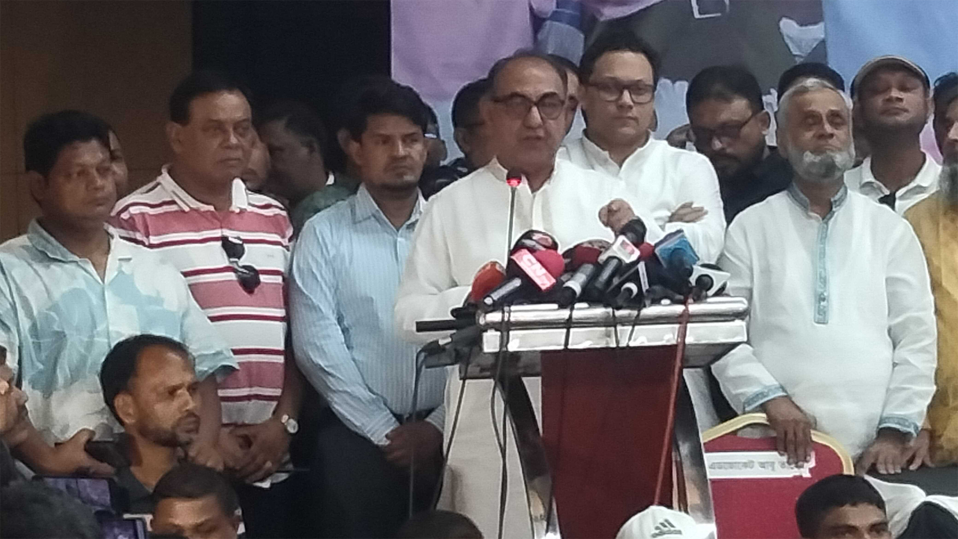 ডাকসুতে ছাত্রলীগের সঙ্গে আঁতাত করেছে শিবির: মির্জা আব্বাস